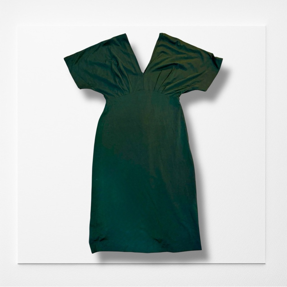 BANANA REPUBLIC Elegant Green V-Neck Dress. Size 12